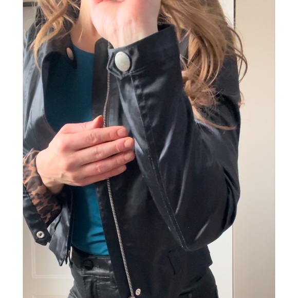 Express lightweight jacket - Picture 8 of 13